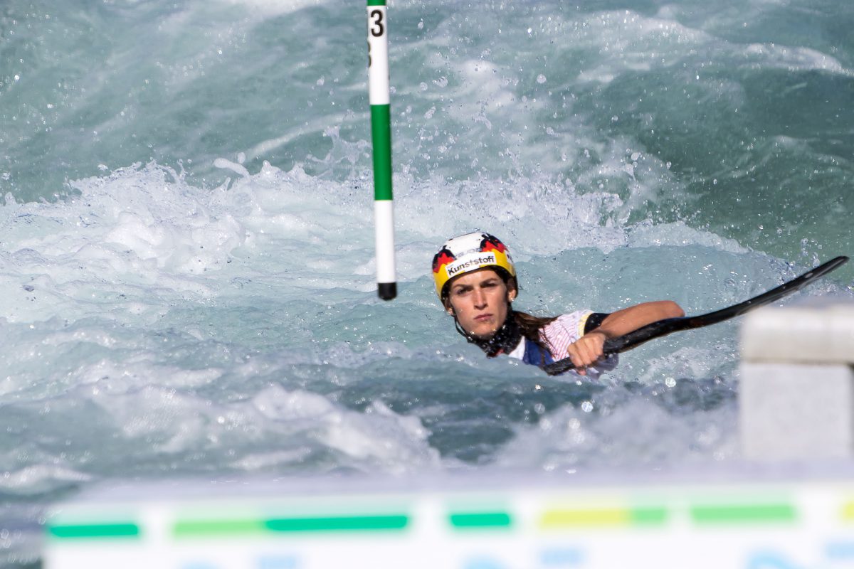 Ricarda Funk (Bad Kreuznach) paddelt am 19. September bei den Kanu-Slalom-Weltmeisterschaften in London.